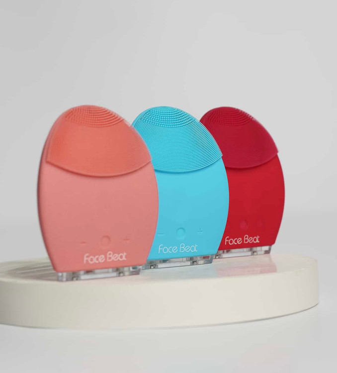 سه رنگ گلبهی و آبی و سرخابی فیس بیت